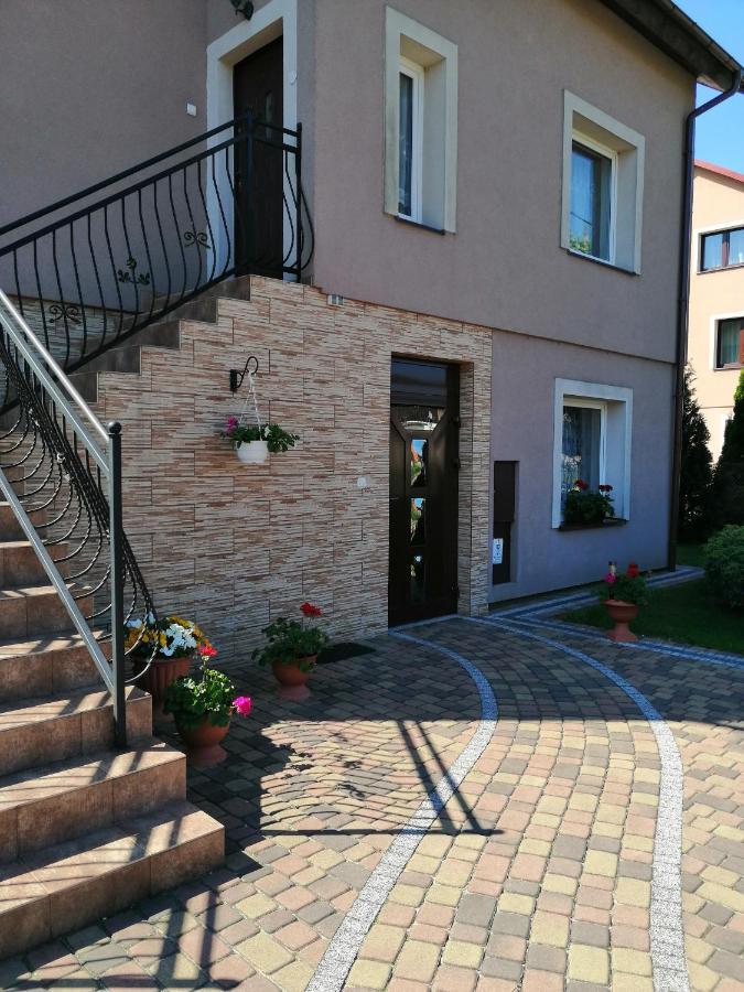 Ferienwohnung Pokoje U Elzbiety Leba Exterior foto