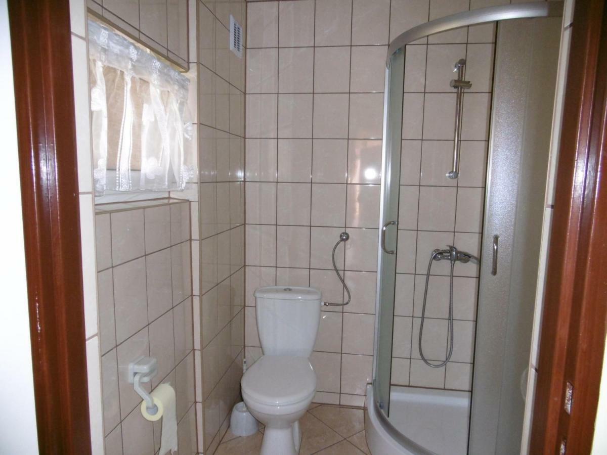 Ferienwohnung Pokoje U Elzbiety Leba Exterior foto