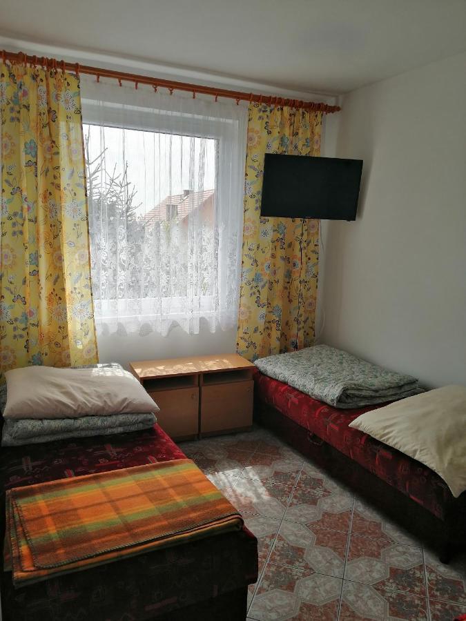 Ferienwohnung Pokoje U Elzbiety Leba Exterior foto